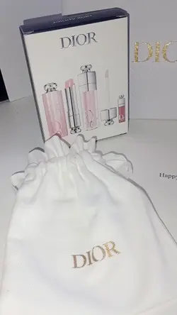 Unboxing TikTok Vid