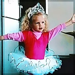 Young Taylor swift 💗