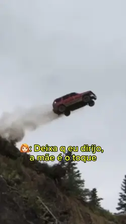 Mulher dirigindo