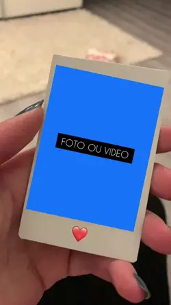 Polaroid
