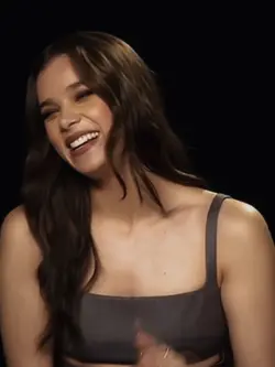 Hailee Steinfeld 💗✨