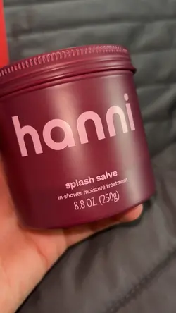Hanni Unboxing 🫶🏽