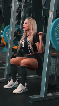 G Y M 🏋🏽♀️🪫