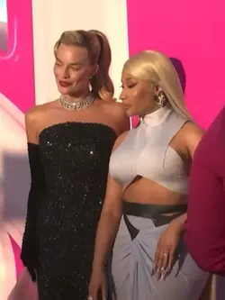 Barbie meets Barbie🧋