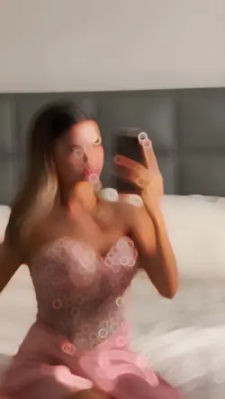Blur reveal 