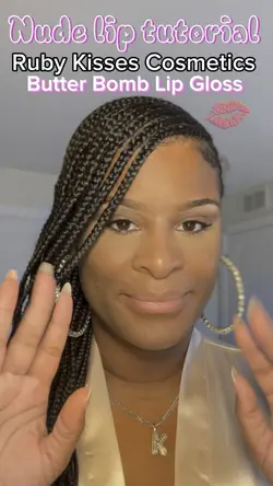 Lip gloss tutorial 