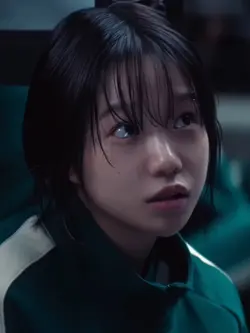 she is so prettyy
