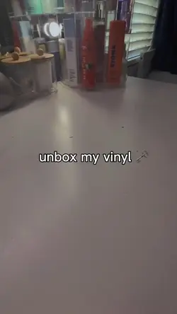 unbox my vinyl 🗝️