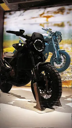Moto Edit 