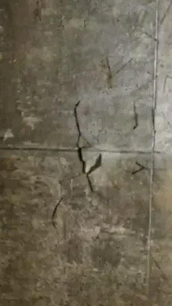 parede destruído 