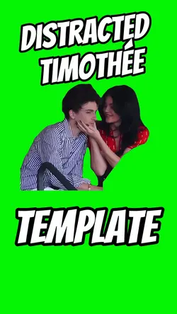 Distracted Timothée