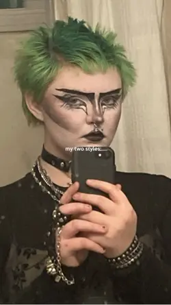 hippie>>goth