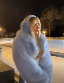 Free Sabrina clip