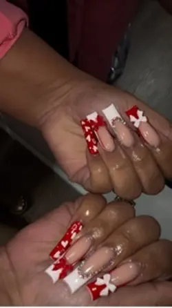 Nails 