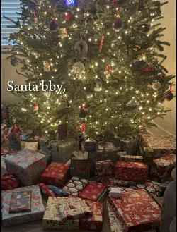 Santa Bby 🎅🎄‼️⭐️