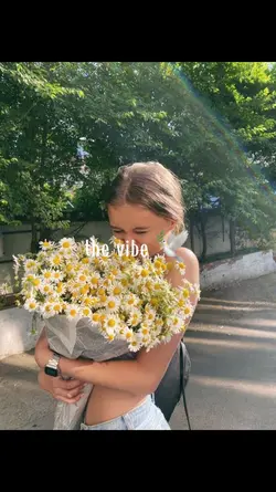  vibe girl aesthetic