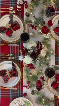 Christmas Tablescape
