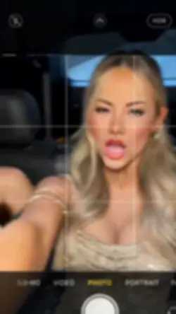 Selfie Snapshot