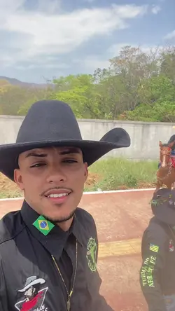 COWBOY MISTERIOSO