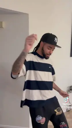Fine/cute Langston e