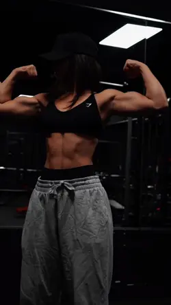 DARK GYM