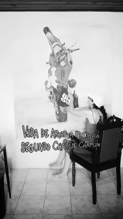 Charlie Chaplin  