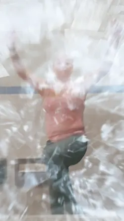Club slow-mo dance 