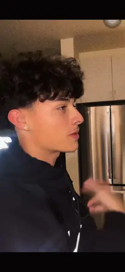 :3 handsome