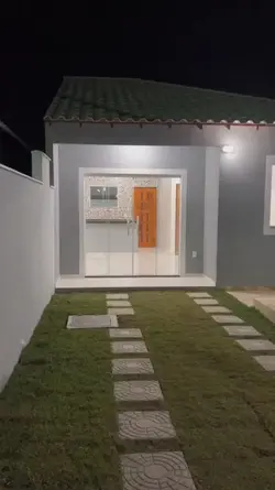 Casa simples/piscina