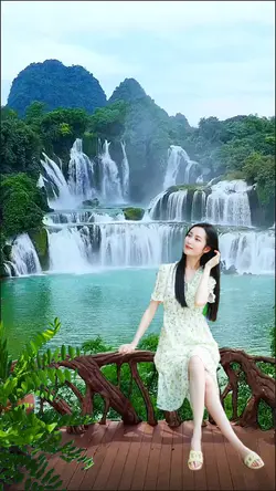 Mountain scenery 