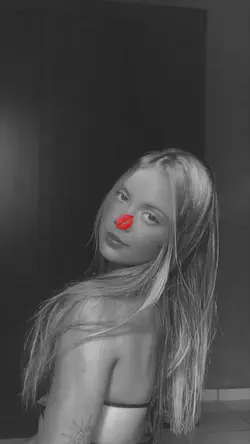 💋