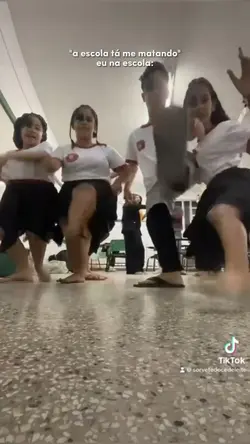 a escola tá me matan