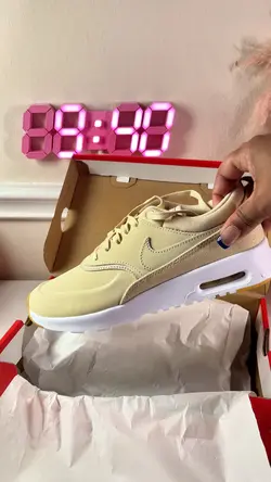 Shoe Unboxing