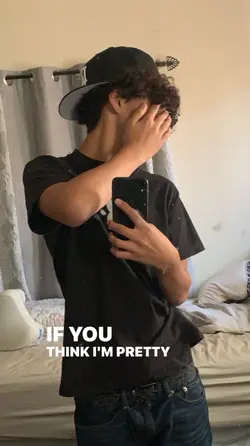 INSTAGRAM STORY