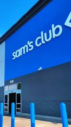 Shopping at Sam's 