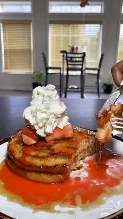 Hot Cakes & Berries