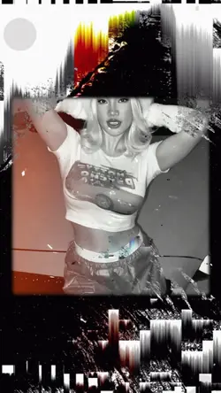 BW Graffiti  Selfies