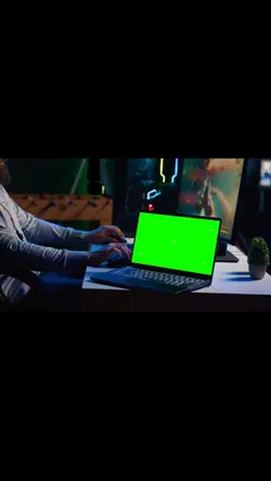grenn screen laptop