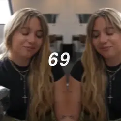 6996