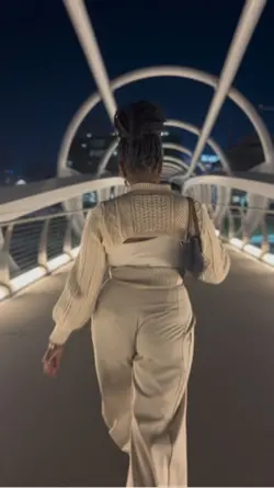 Walking Slow motion 