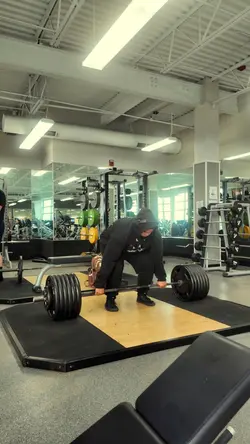 605lbs deadlift 