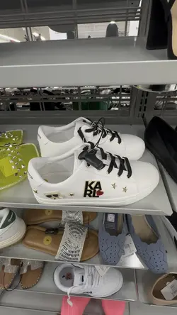 Shoes 