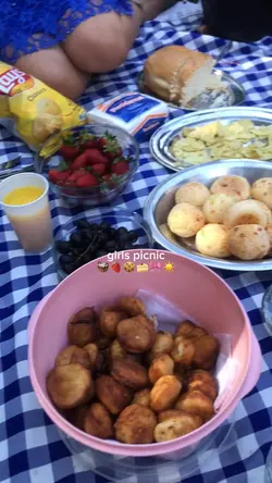 Piquenique 🍓🧺☀️🎀🍰