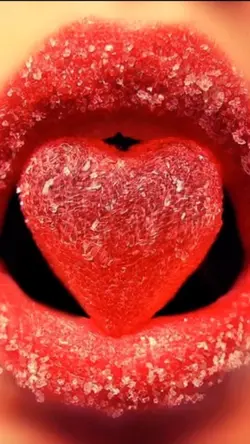 Kissing 💋 Trend 