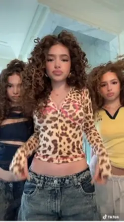3 girls tho
