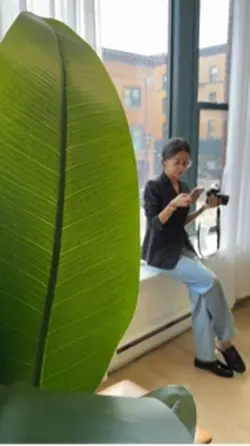 Behind the scenes 