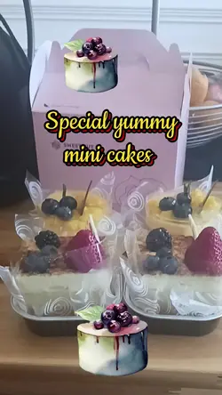 Mini cakes