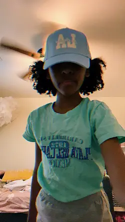 Chill dance vocalist