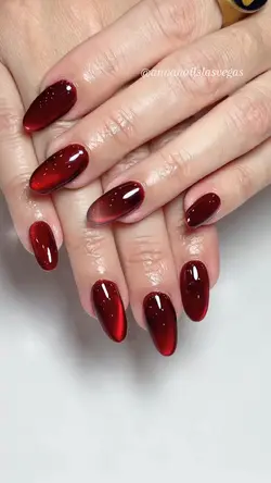 Cat eye nails 