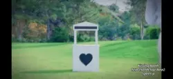 KISSING BOOTH